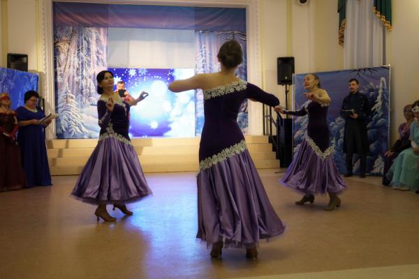 Рождественский бал (13)