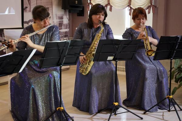 Седьмая симфония в Запасной столице (2)