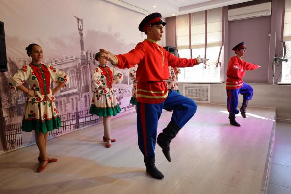 Учителя искусства (17)