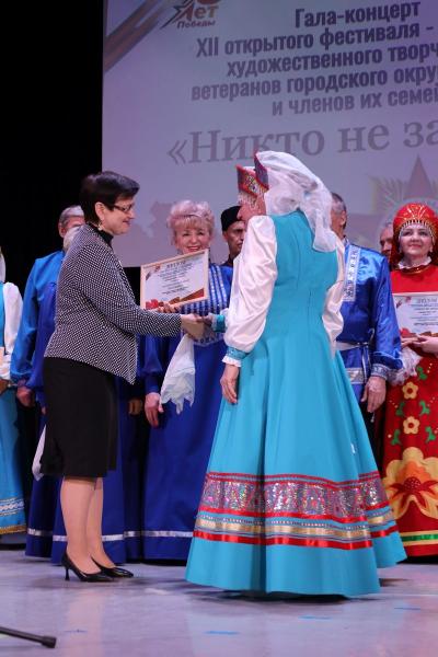 XII фестиваль - конкурс творчества ветеранов и членов их семей «Никто не забыт» (10)