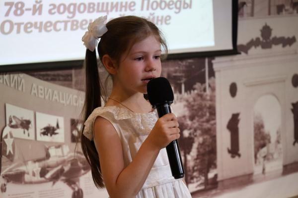 СКВОЗЬ ГОДА ЗВЕНИТ ПОБЕДА (20)