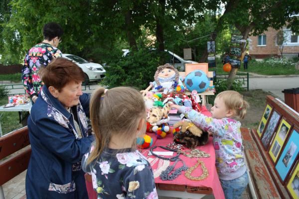 Праздник «Двор, в котором мы живем» (5) Праздник «Двор, в котором мы живем» (5)