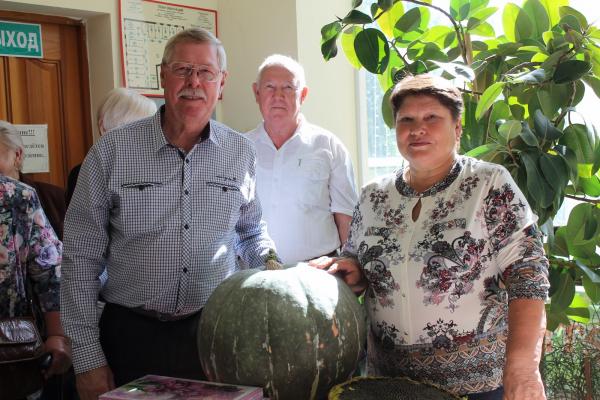 Праздник урожая Осенний калейдоскоп (9) Праздник урожая Осенний калейдоскоп (9)