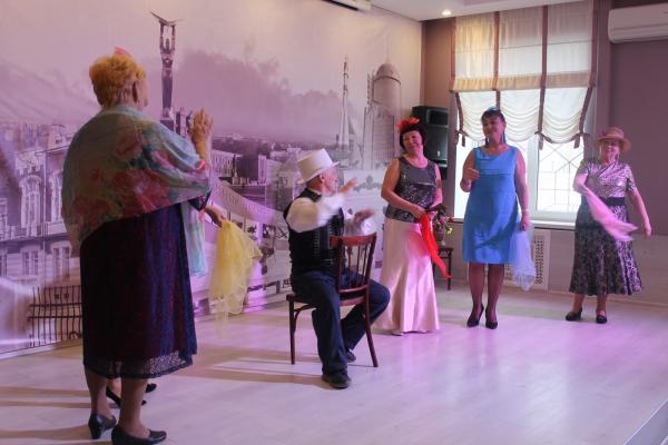 Театрализованный концерт «Песни, сошедшие с экрана» (5)