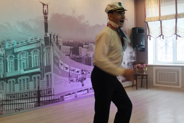 Театрализованный концерт «Песни, сошедшие с экрана» (2)