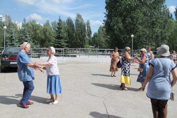 Танцевальный вечер (5) Танцевальный вечер (5)